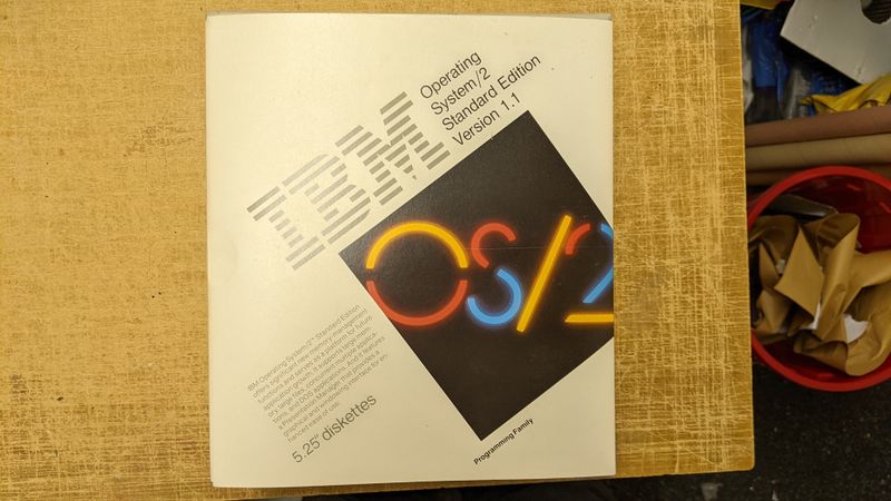 Файл:Os2 1.10 se en-uk box1.jpg